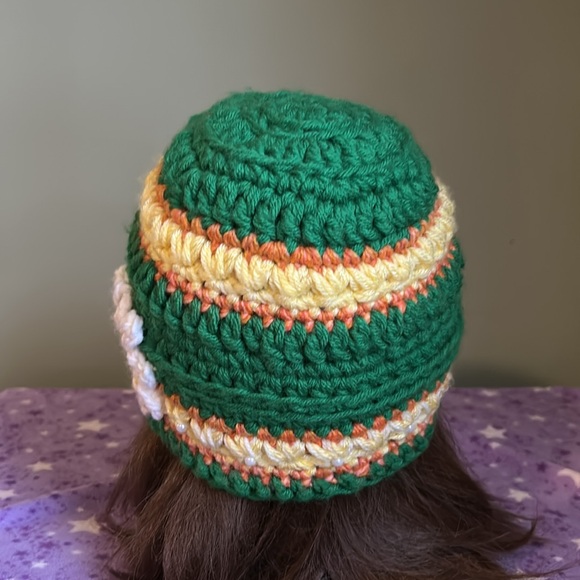Crochet happy shamrock beanie medium soft acrylic yarn new - Picture 5 of 9